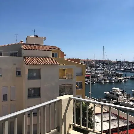 Studio Avec Vue Magnifique Sur La Centre Port! Apartamento