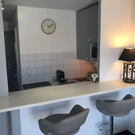 Studio Avec Vue Magnifique Sur La Centre Port! *